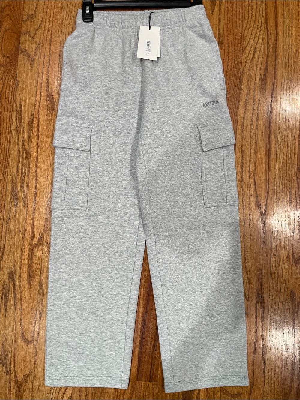 Aritzia Light Gray Cargo Joggers